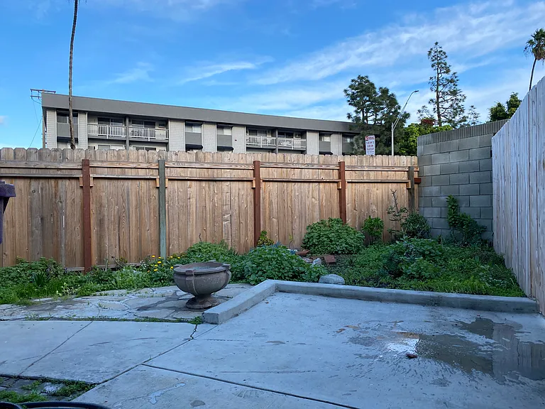 1408 Argonne Ave #1408 — Photo 13
