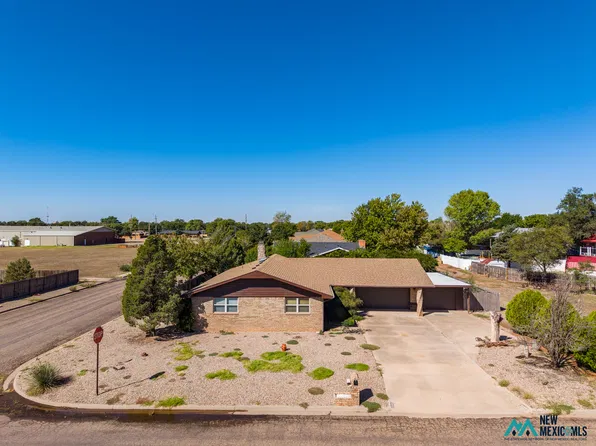 2204 Howard Cowper Dr, Clovis, NM 88101