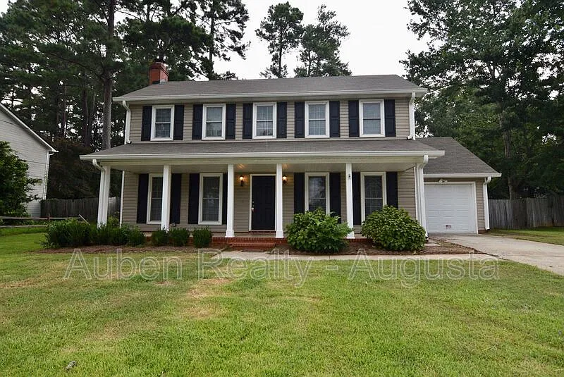 3 bed, 2.0 bath, 1638 sqft, $1,800 — Photo 1