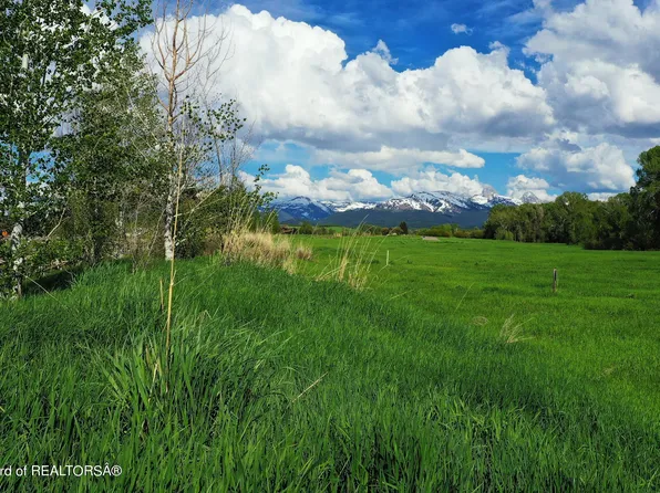 352 Corbets Dr, Tetonia, ID 83452