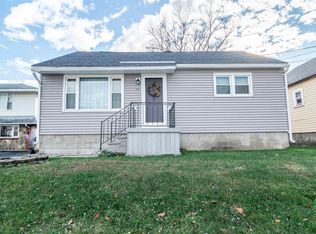 42 Newton St, Colonie, NY 12205