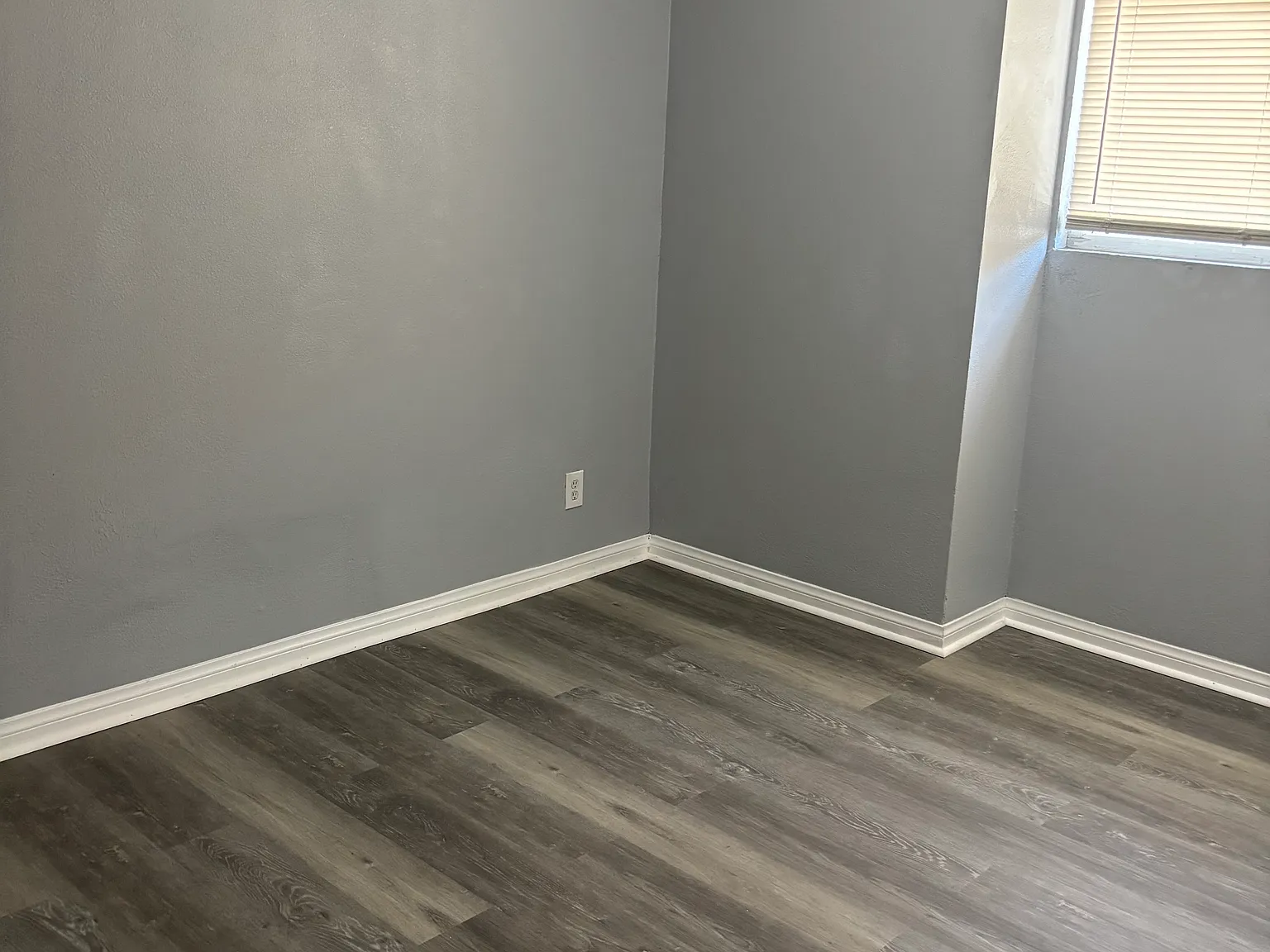 2 bed, 625 sqft, $2,025 — Photo 4