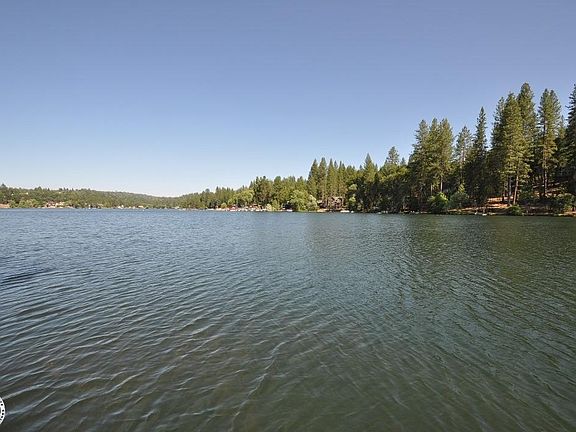 5th image of 19715 Pleasantview Dr