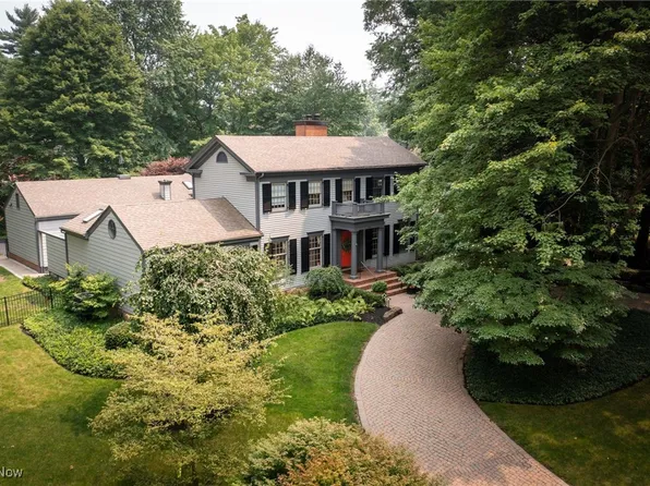 368 Country Club Dr NE, Warren, OH 44484