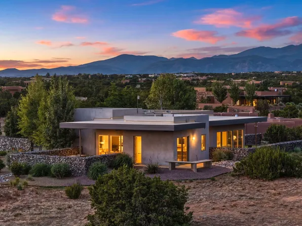 13 Sendero Ensueno, Santa Fe, NM 87506