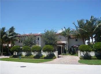 1st image of 3121 NE 27th Ave #(228)