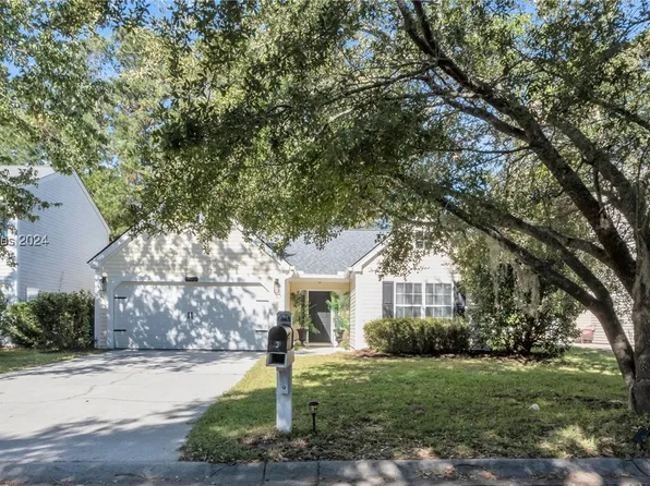 693 Farm Lake Dr, Bluffton, SC 29910