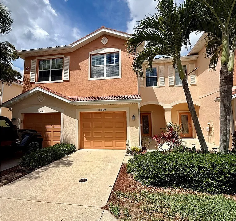 10020 Via Colomba Cir