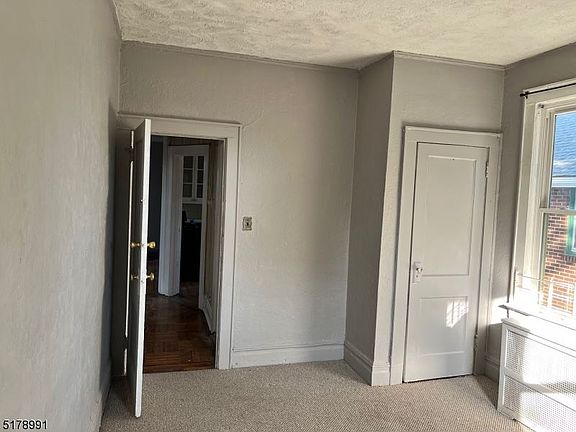 2nd image of 172 Paine Ave