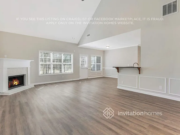495 Langley Creek Dr — Photo 3