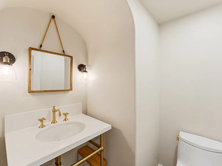 21261 Baeza Cir — Photo 4
