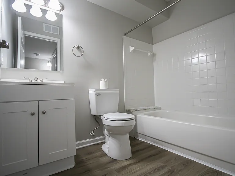 Herbert - Bathroom Herbert - Bathroom