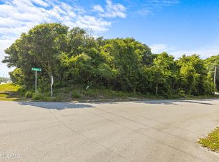 201 W Landing Dr, Emerald Isle, NC 28594