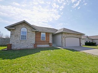 4036 W Linwood St, Springfield, MO 65807