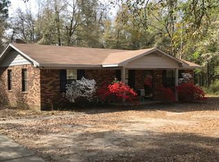 375 Burkelo Rd, Wagener, SC 29164