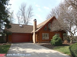 7911 Meredeth Ct, Lincoln, NE 68506
