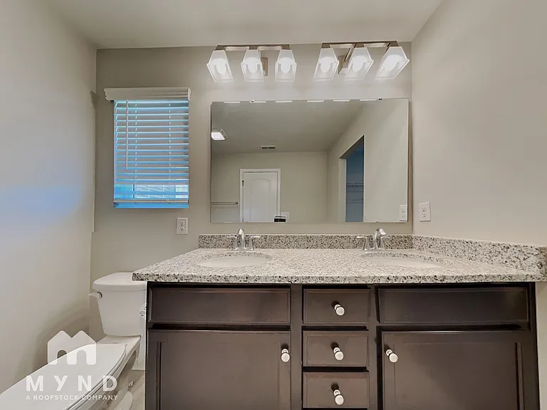 8645 River Ridge Dr — Photo 10