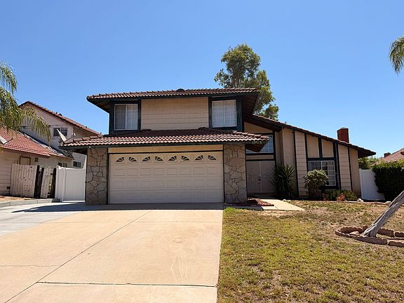 2nd image of 12658 Heartleaf St