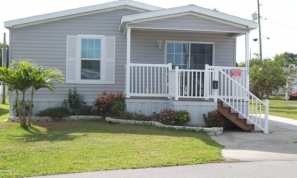 Front Porch, Nice Landscapes