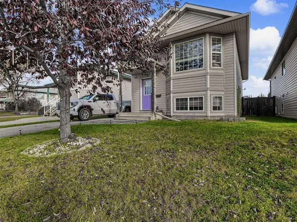 6217 W 88a St, Grande Prairie, AB T8W 2V3