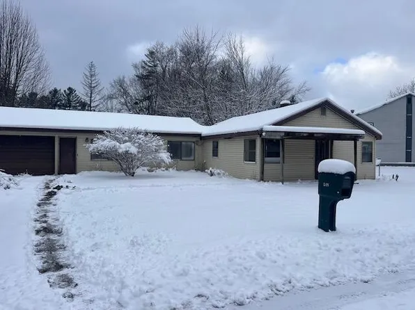511 N Thomas St, Scottville, MI 49454