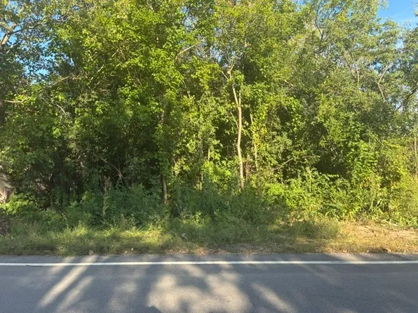 8240 Clarendon Hills Rd, Willowbrook, IL 60527