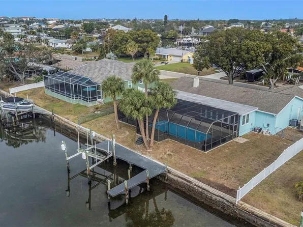 708 Spanish Main Dr, Apollo Beach, FL 33572