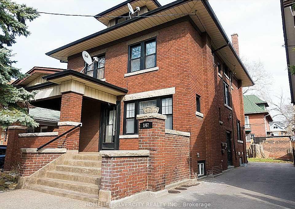1st image of 147 Holton Ave S