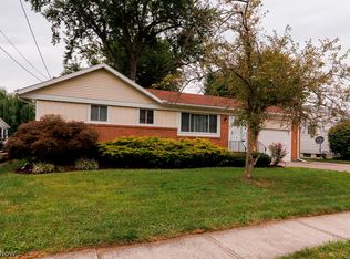 918 Sherwood Dr, Elyria, OH 44035