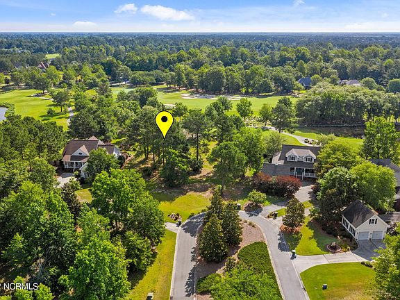 3rd image of 149 E Grandiflora Dr