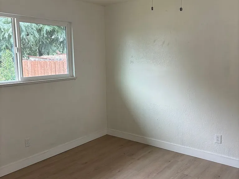 17 Hollis Ln — Photo 11