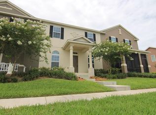 555 Juniper Springs Dr, Groveland, FL 34736