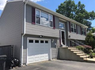 75 Burr St, Cranston, RI 02920