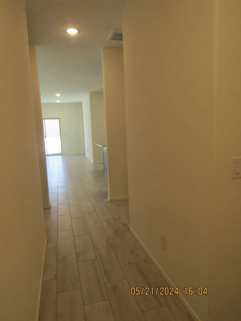 Single Story 4 bedroom home in Villago Community — Photo 2