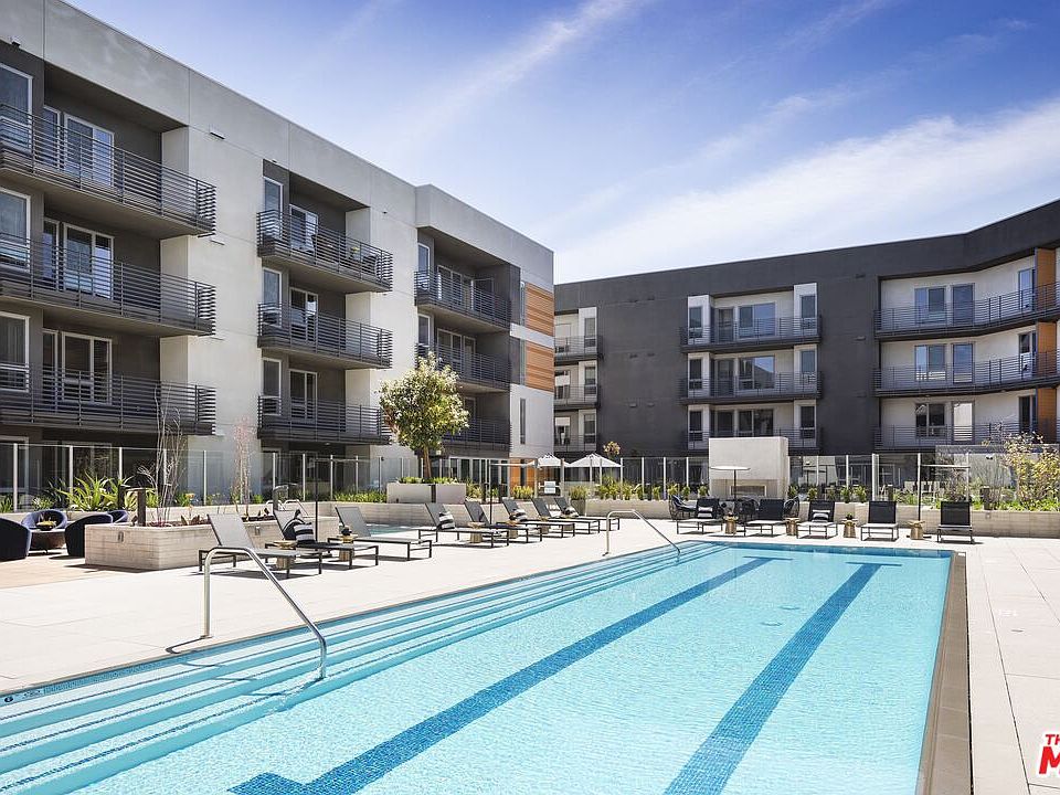 1st image of 3425 E Olive Ave #545