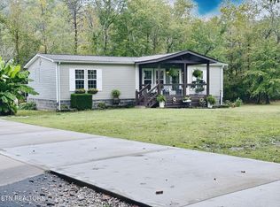 163 Wooldridge Ln, Jellico, TN 37762