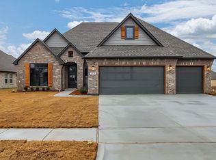 Monterrey Plan, Creekside at Forest Ridge, Broken Arrow, OK 74014