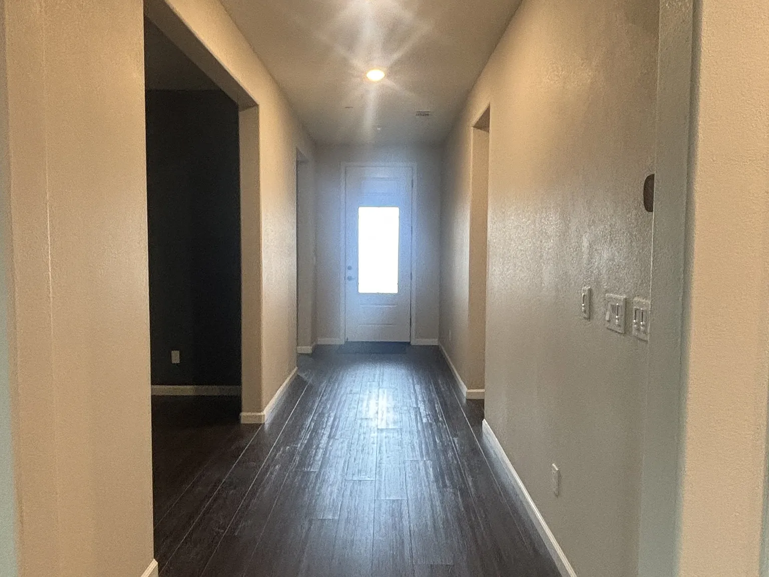 Somerset Way-608 - 1 — Photo 2