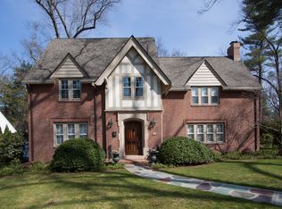 222 Farmington Rd, Longmeadow, MA 01106