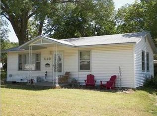 510 S Poplar St, Newton, KS 67114