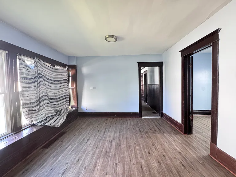 55 Girard Pl #1 — Photo 4