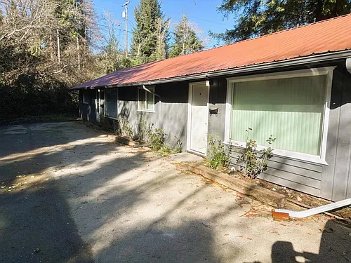 870 Kruse Ave Photo 1