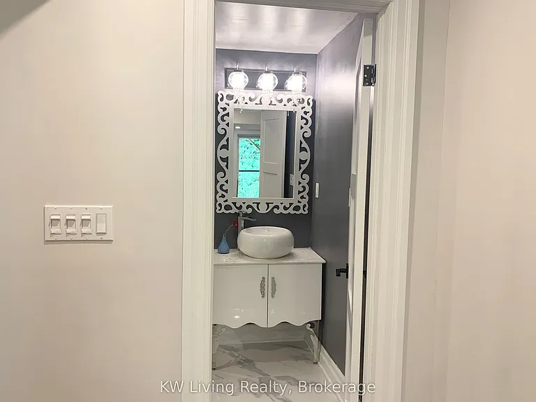 162 Art West Ave #LOWER — Photo 9
