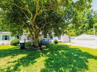 1070 E Ofallon Dr, Caseyville, IL 62232