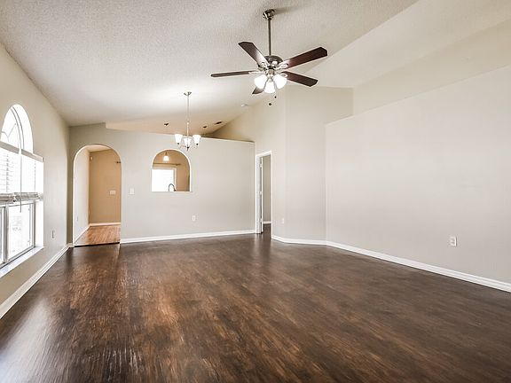 4th image of 7849 Harbor Bend Cir
