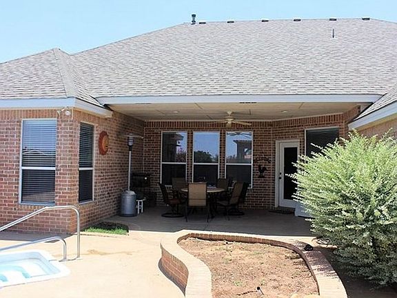 2nd image of 4612 Hilltop Dr