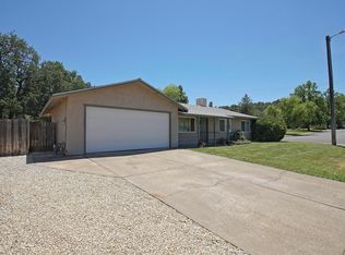 1575 Shasta St, Anderson, CA 96007