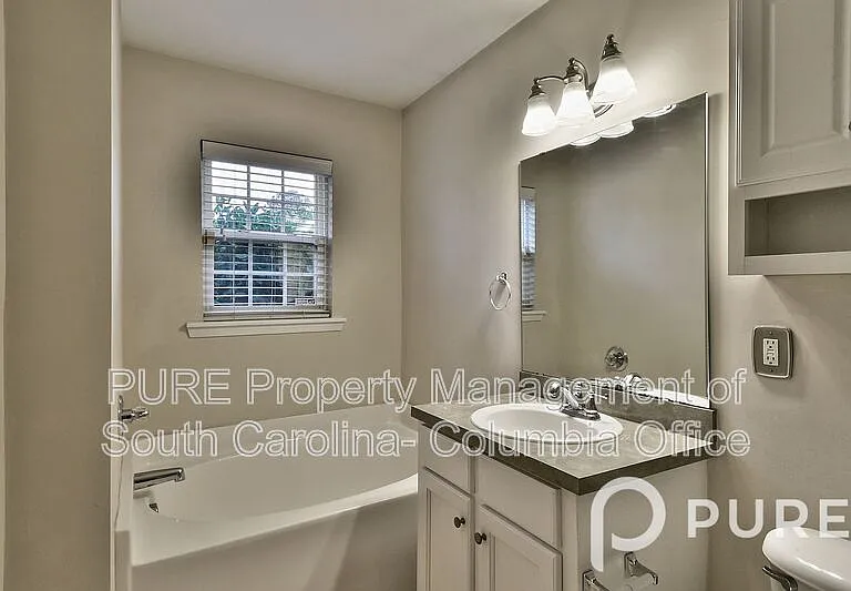 321 Downs Dr — Photo 36