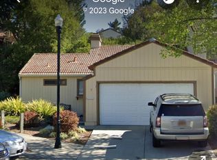 7 Arete Ct, Hercules, CA 94547
