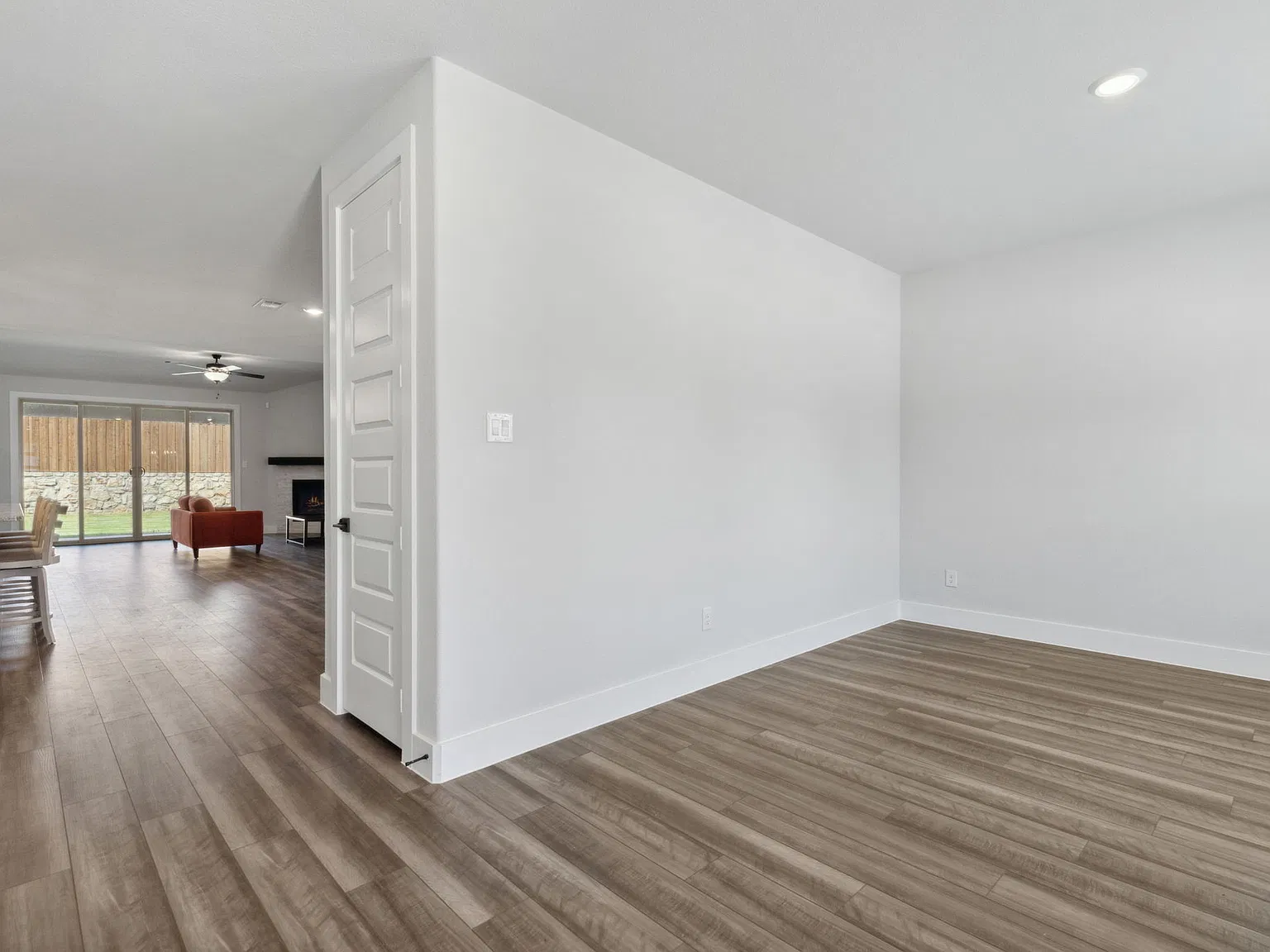 4 bed, 3.5 bath, 3101 sqft, $3,195 — Photo 4